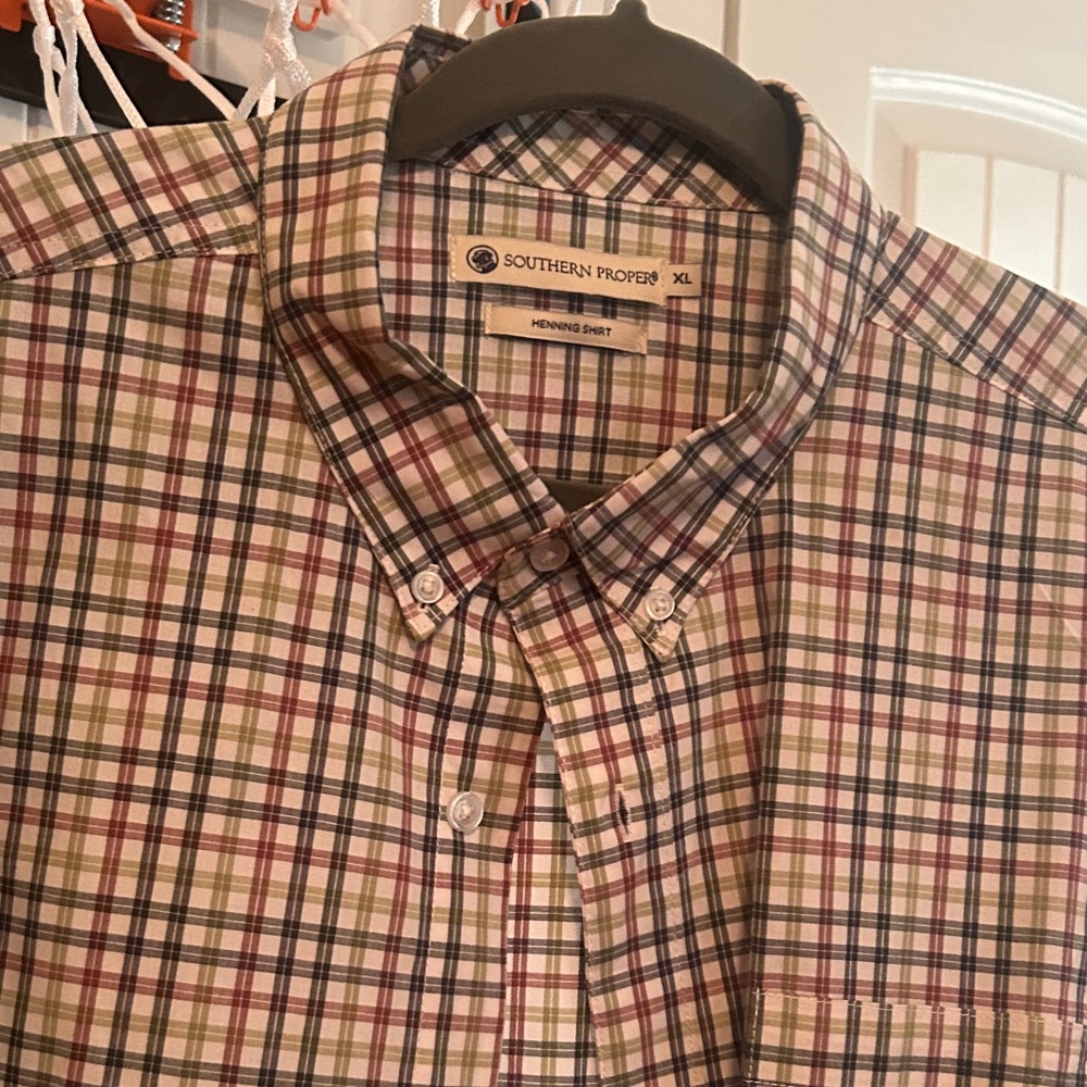 XL- NWOT- Southern Proper -Henning long sleeve shirt